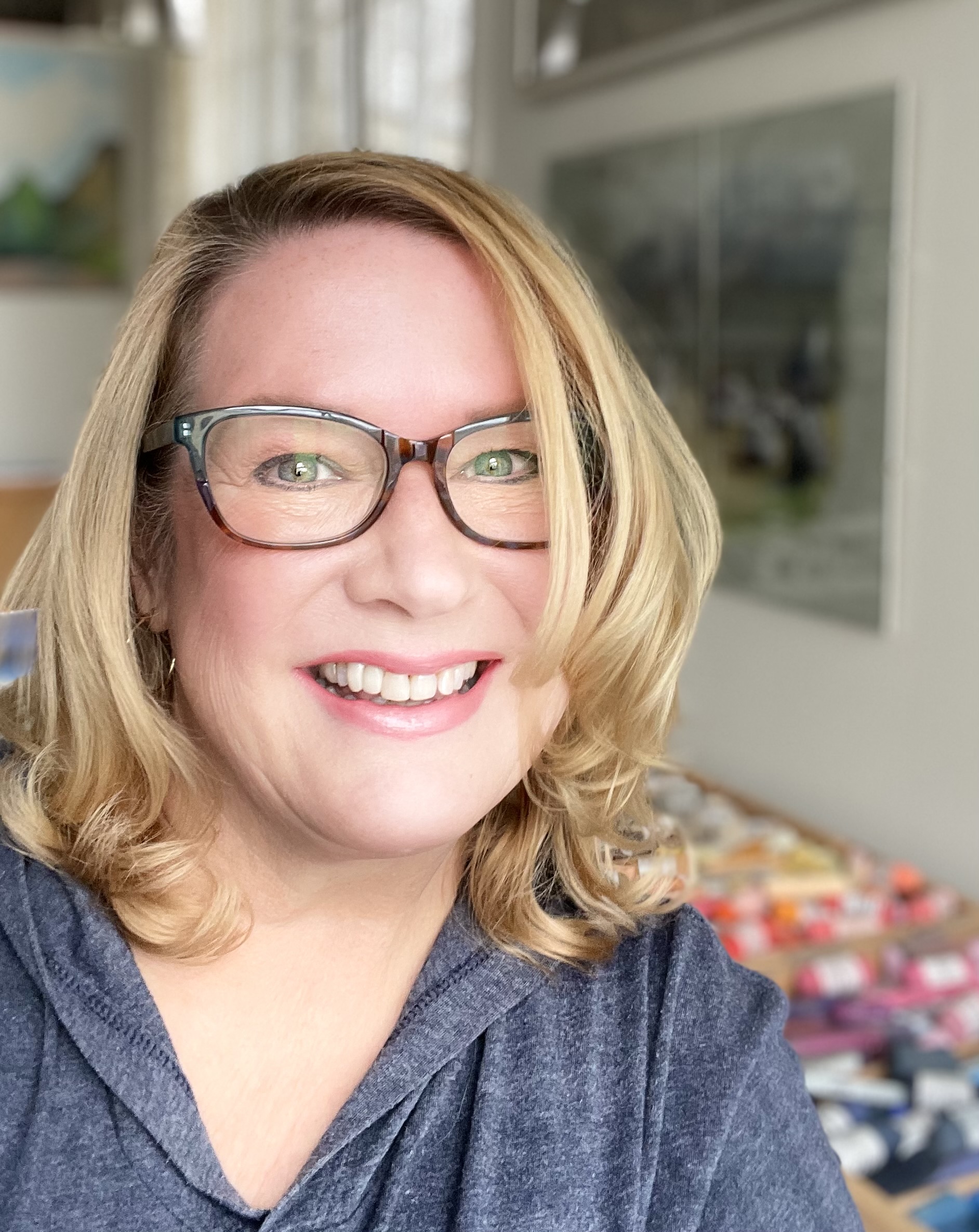 Jennifer Edwards Headshot 2021 Jennifer Edwards Headshot 2021